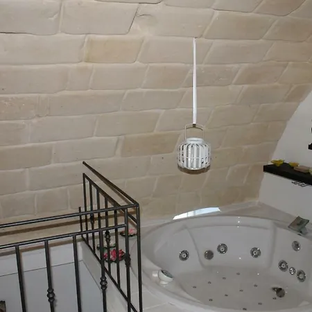 Dimora Romantica Con Volta A Botte Canosa di Puglia